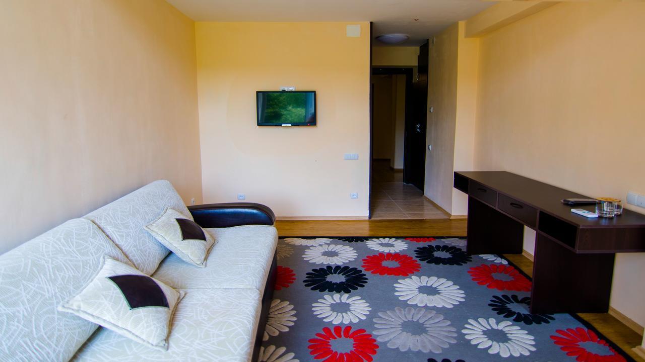 Guest House Borjomi Eksteriør billede